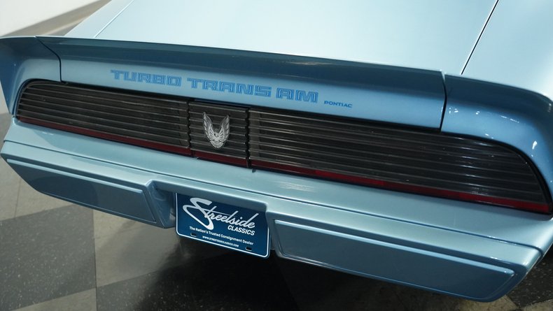 Pontiac-Firebird-1981-Dresden-Blue-Blue-27