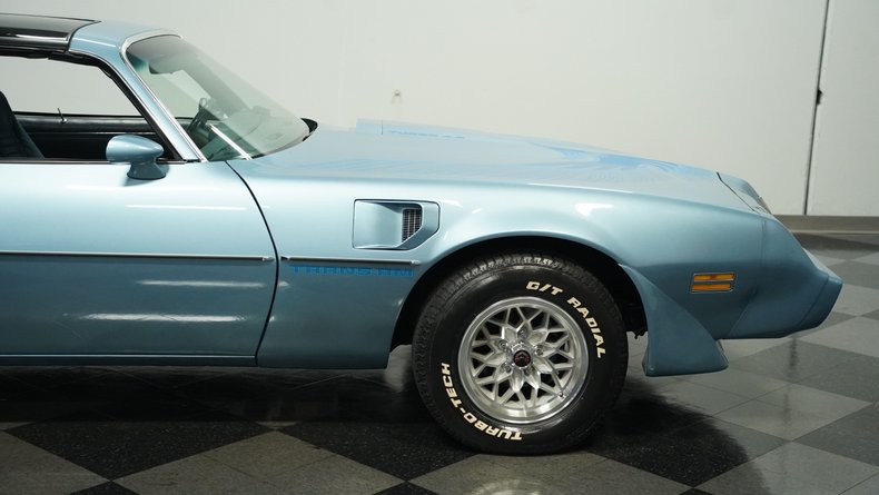 Pontiac-Firebird-1981-Dresden-Blue-Blue-28