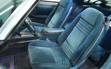 Pontiac-Firebird-1981-Dresden-Blue-Blue-38