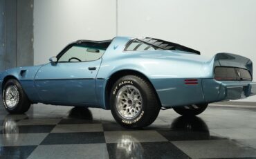 Pontiac-Firebird-1981-Dresden-Blue-Blue-9