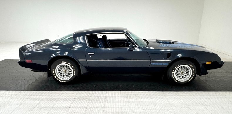 Pontiac-Firebird-1981-Nightwatch-Blue-Dark-Blue-11