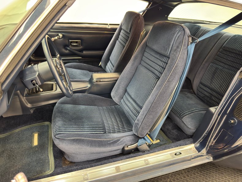 Pontiac-Firebird-1981-Nightwatch-Blue-Dark-Blue-49
