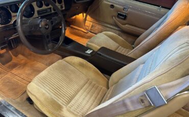 Pontiac-Firebird-1981-black-14