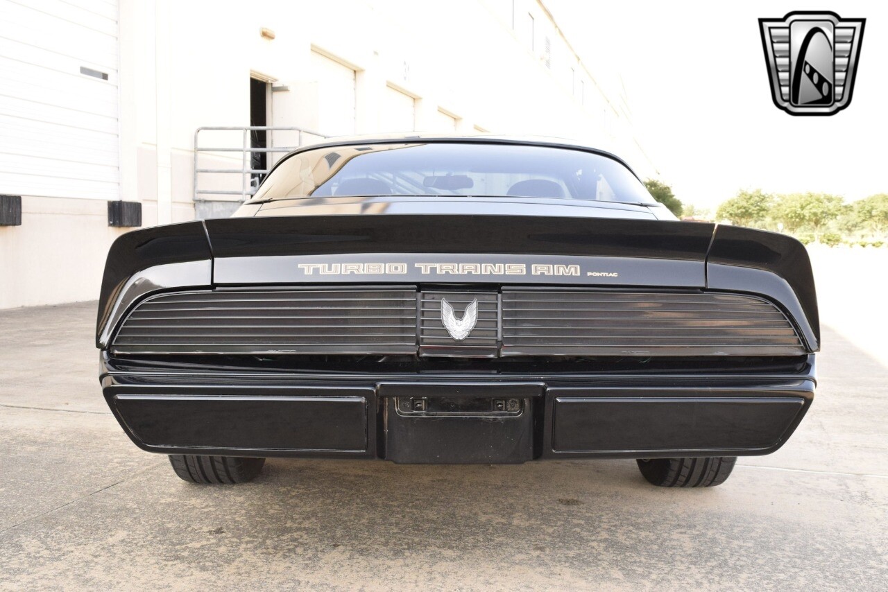Pontiac-Firebird-1981-coupe-39