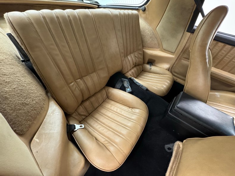 Pontiac-Firebird-1982-Black-Tan-35