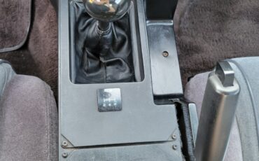 Pontiac-Firebird-1983-Coupe-7
