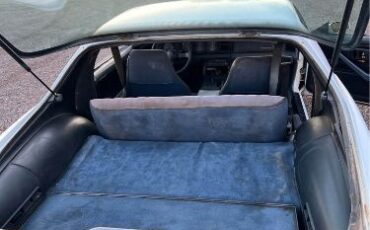 Pontiac-Firebird-1984-White-Blue