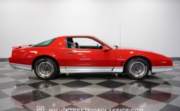 Pontiac-Firebird-1985-Blaze-Red-Gray-12