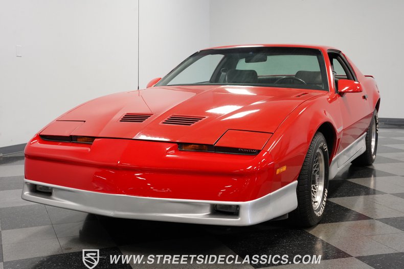 Pontiac-Firebird-1985-Blaze-Red-Gray-16