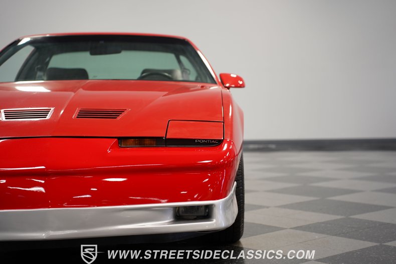 Pontiac-Firebird-1985-Blaze-Red-Gray-18