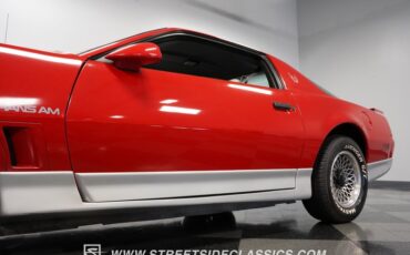 Pontiac-Firebird-1985-Blaze-Red-Gray-21