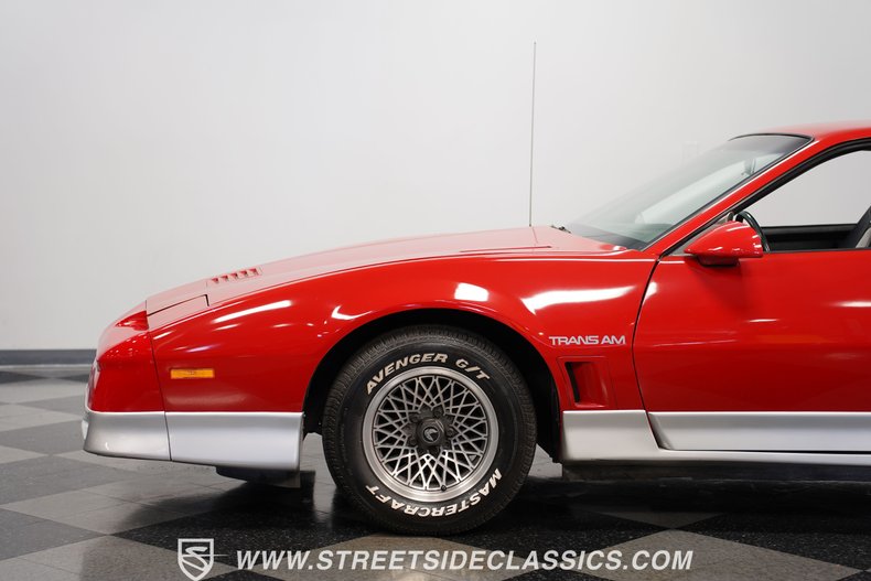 Pontiac-Firebird-1985-Blaze-Red-Gray-22