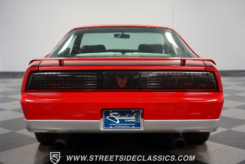 Pontiac-Firebird-1985-Blaze-Red-Gray-24