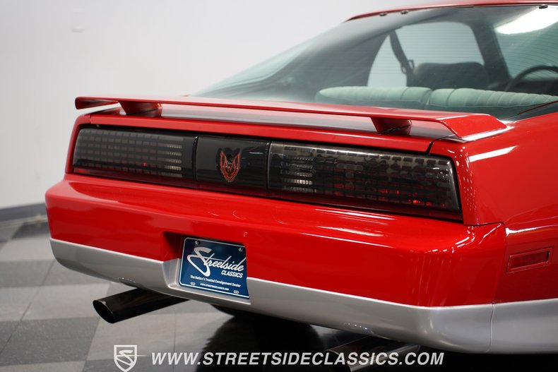 Pontiac-Firebird-1985-Blaze-Red-Gray-25