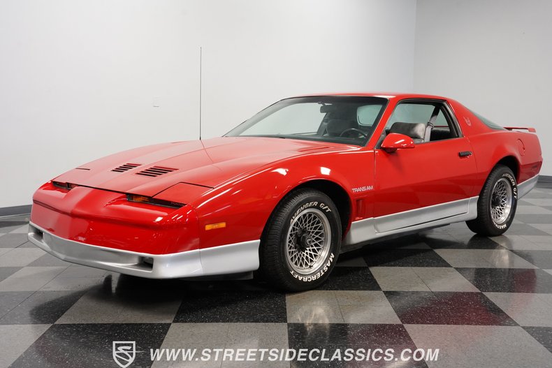 Pontiac-Firebird-1985-Blaze-Red-Gray-3