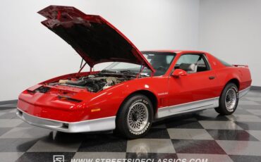 Pontiac-Firebird-1985-Blaze-Red-Gray-30