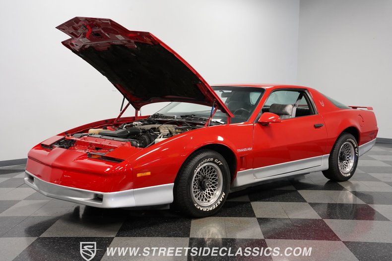 Pontiac-Firebird-1985-Blaze-Red-Gray-30