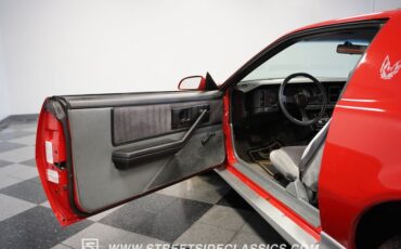 Pontiac-Firebird-1985-Blaze-Red-Gray-33