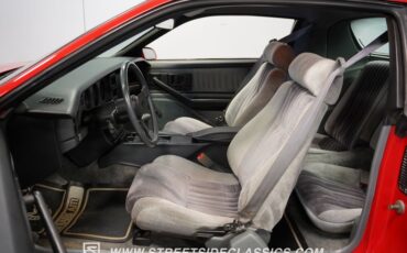 Pontiac-Firebird-1985-Blaze-Red-Gray-35