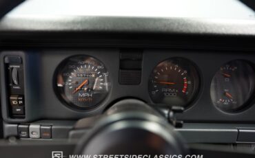 Pontiac-Firebird-1985-Blaze-Red-Gray-37