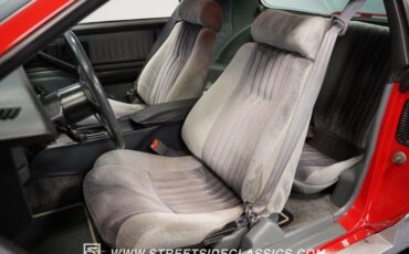 Pontiac-Firebird-1985-Blaze-Red-Gray-43