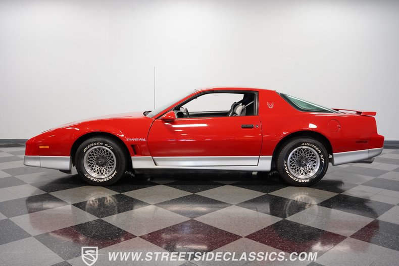 Pontiac-Firebird-1985-Blaze-Red-Gray-5