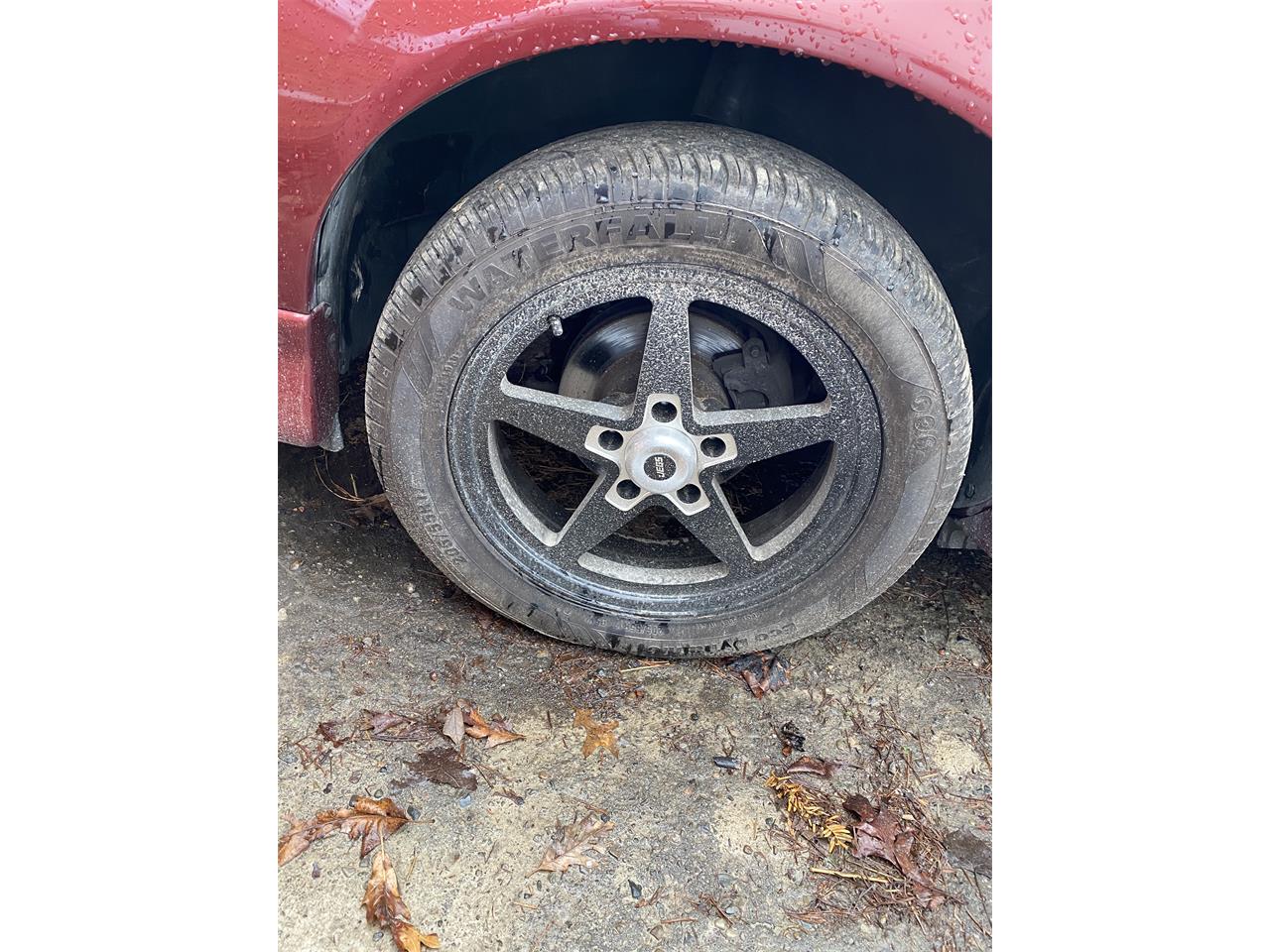 Pontiac-Firebird-1986-Maple-Red-Metallic-Gray-1