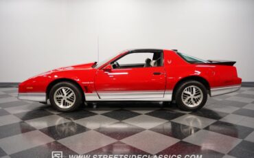Pontiac-Firebird-1986-Red-Gray-13