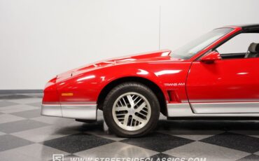 Pontiac-Firebird-1986-Red-Gray-32