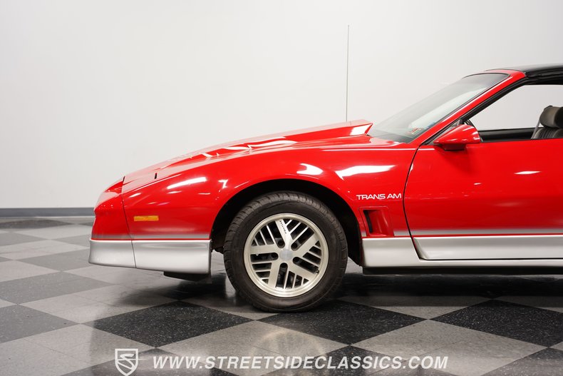 Pontiac-Firebird-1986-Red-Gray-32