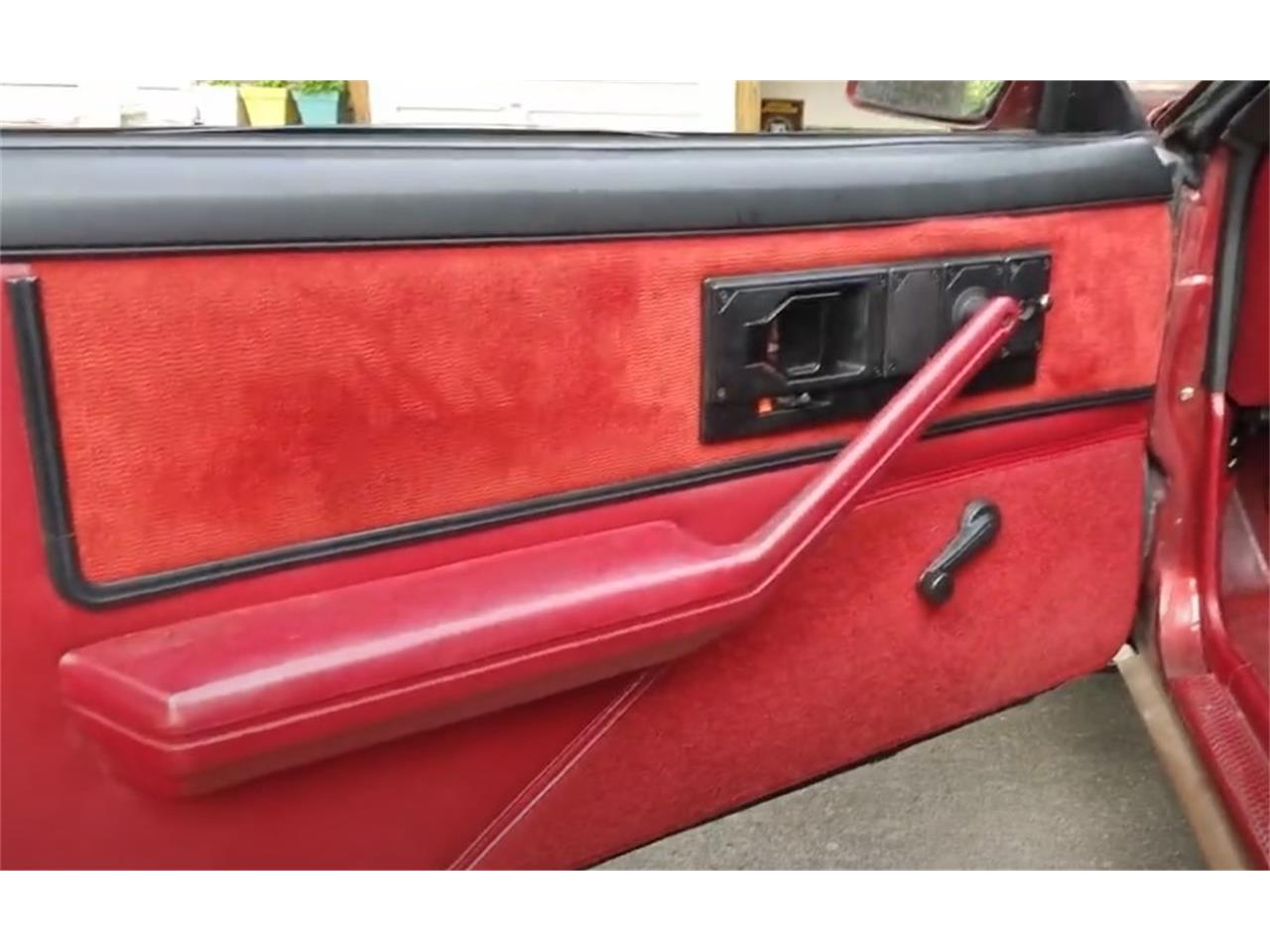Pontiac-Firebird-1987-Red-Red-18