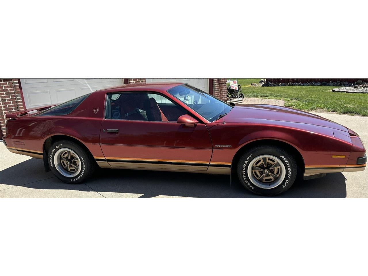 Pontiac-Firebird-1987-Red-Red-4