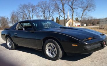 Pontiac-Firebird-1989-Black-Black-1