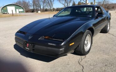 Pontiac-Firebird-1989-Black-Black-11