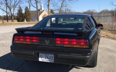 Pontiac-Firebird-1989-Black-Black-2
