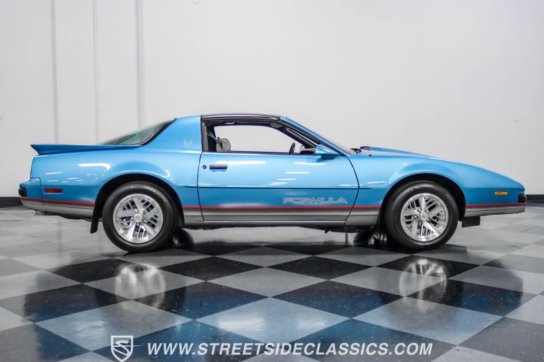 Pontiac-Firebird-1989-Silver-Blue-Metallic-Gray-16