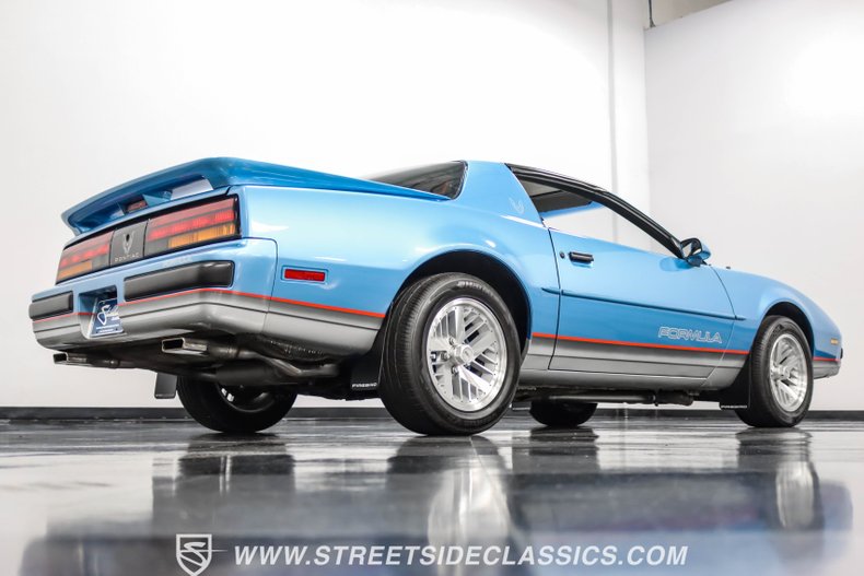 Pontiac-Firebird-1989-Silver-Blue-Metallic-Gray-2