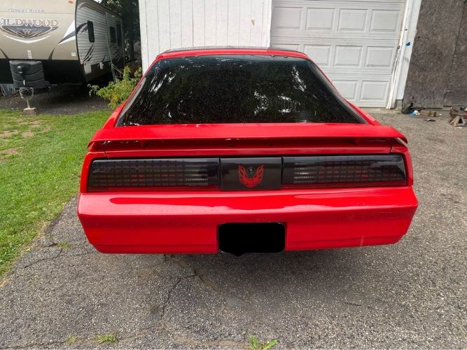 Pontiac-Firebird-1990-Red-1