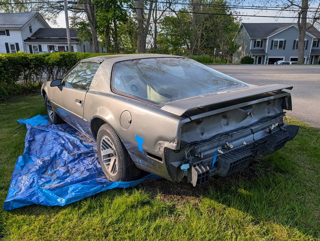 Pontiac-Firebird-1991-silver-2