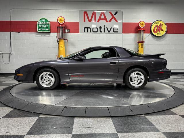 Pontiac-Firebird-1993-Hatchback-3