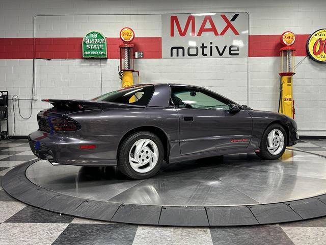 Pontiac-Firebird-1993-Hatchback-6