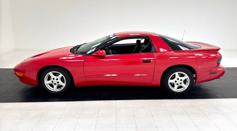Pontiac-Firebird-1994-Bright-Red-Charcoal-Gray-1