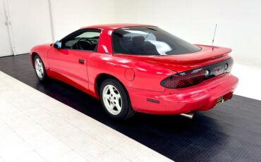 Pontiac-Firebird-1994-Bright-Red-Charcoal-Gray-14