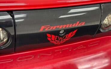 Pontiac-Firebird-1994-Bright-Red-Charcoal-Gray-21