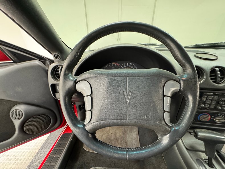 Pontiac-Firebird-1994-Bright-Red-Charcoal-Gray-46