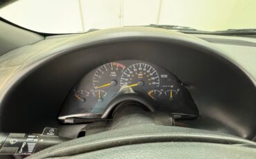 Pontiac-Firebird-1994-Bright-Red-Charcoal-Gray-47