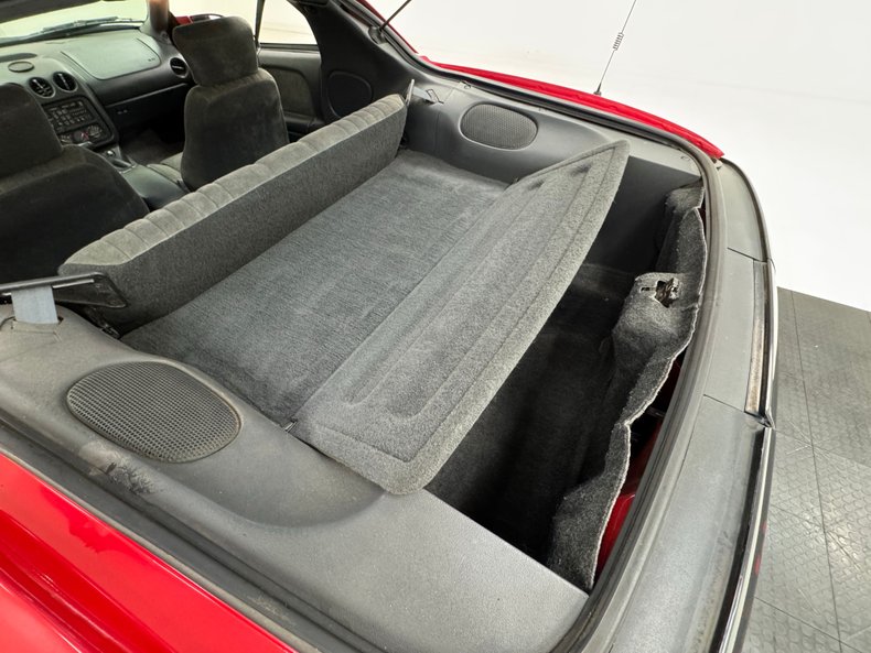 Pontiac-Firebird-1994-Bright-Red-Charcoal-Gray-5
