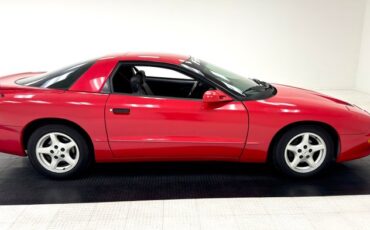 Pontiac-Firebird-1994-Bright-Red-Charcoal-Gray-6