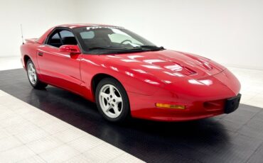 Pontiac-Firebird-1994-Bright-Red-Charcoal-Gray-7