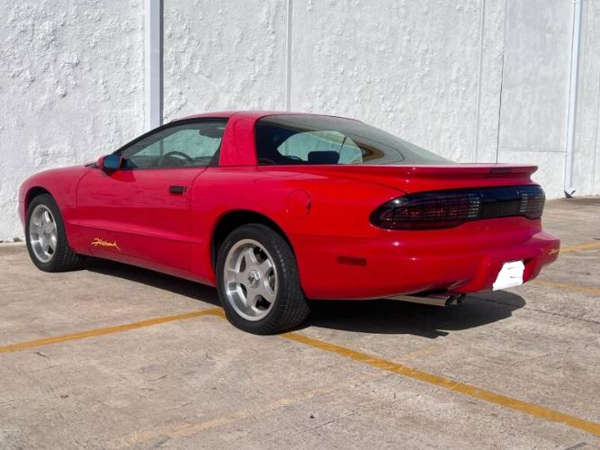 Pontiac-Firebird-1994-Bright-Red-Gray-3